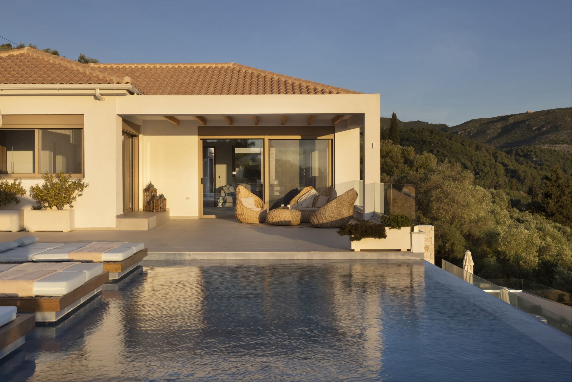 Luxury villa in Zakynthos with infinity pool and sea views